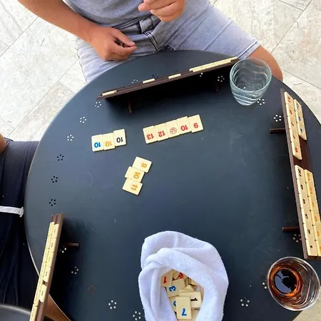 Lujos