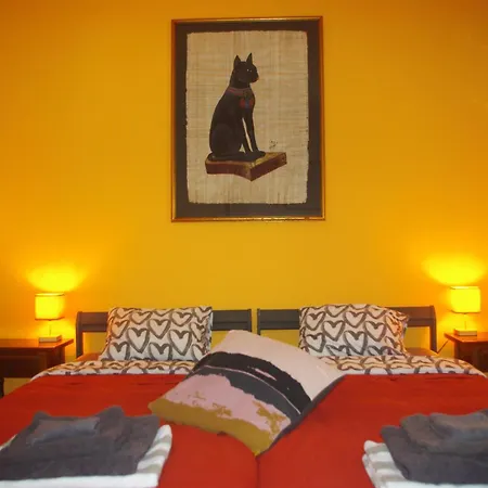 Lujos Bed & Breakfast Oria